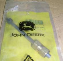 john-deere-leak-off-tube-pn-re68748 Image